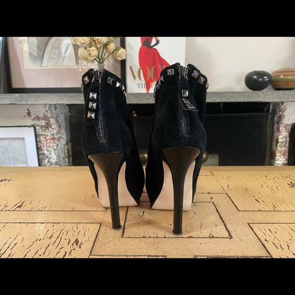 Bakers Booties with Studs - Picture 5 of 11